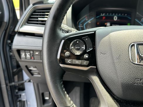 Used 2023 Honda Odyssey Touring image 21