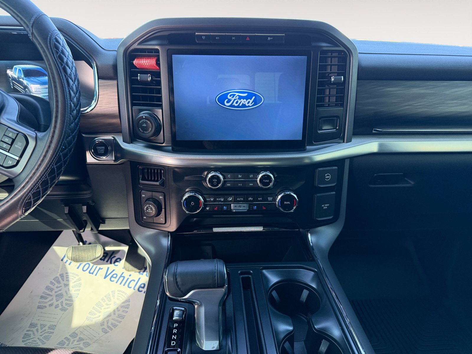 Used 2024 Ford F150 Lariat AWD/4WD image 11