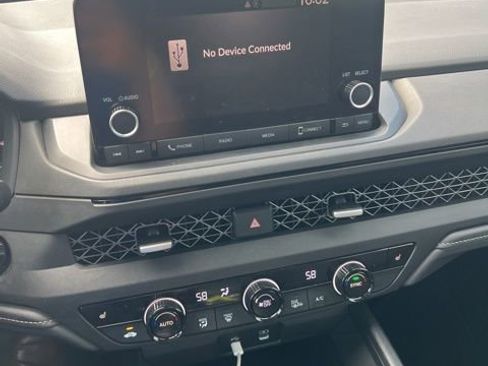 Used 2023 Honda Accord EX image 15