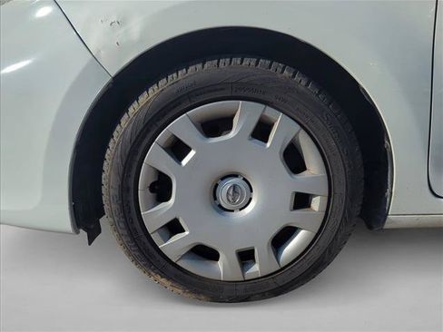 Used 2011 Scion xB FWD image 7