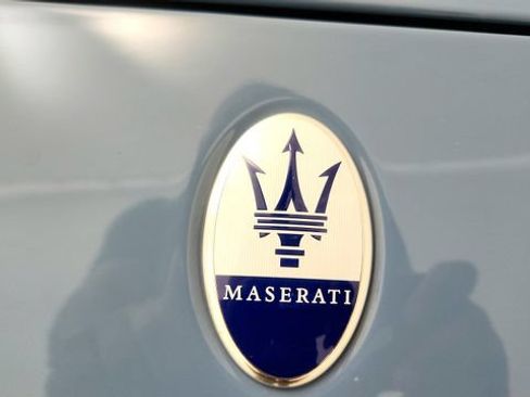 Used 2022 Maserati Ghibli Modena RWD image 32