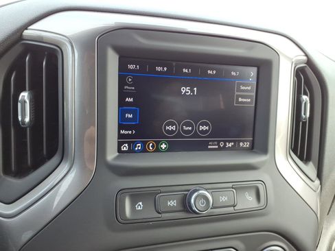 Used 2025 Chevrolet Silverado 2500 W/T w/ WT Convenience Package image 18