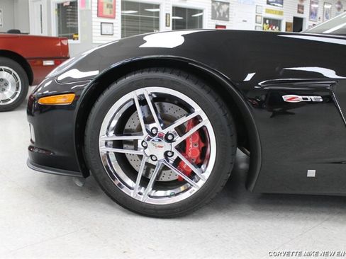 Used 2008 Chevrolet Corvette Z06 w/ Preferred Equipment Group RWD image 18