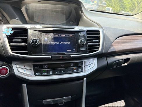 Used 2015 Honda Accord EX-L image 16