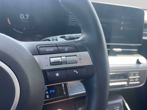 Used 2024 Hyundai Kona Limited AWD/4WD image 23