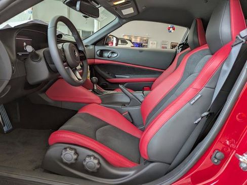 New 2025 Nissan Z Performance w/ Floor Mat Package image 12