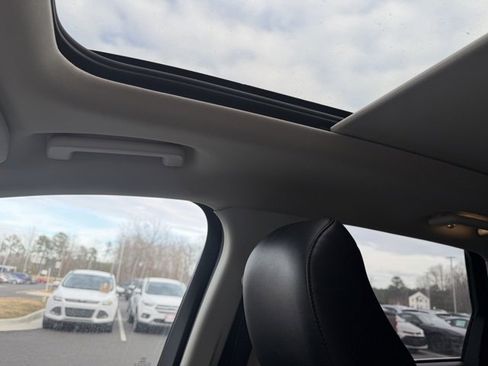 Used 2022 Ford Edge SEL w/ Convenience Package image 31