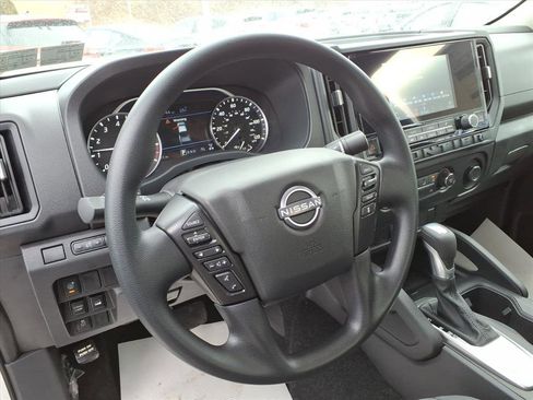 New 2026 Nissan Frontier S image 5
