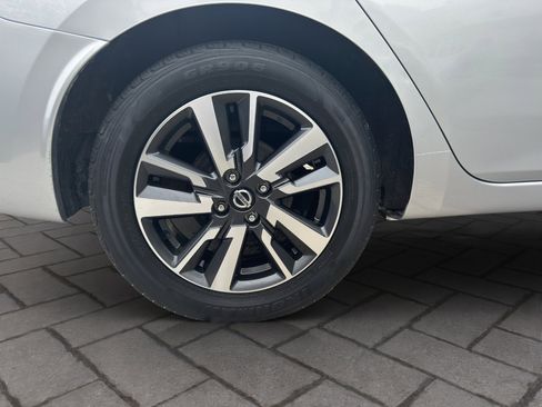 Used 2021 Nissan Versa SV image 24