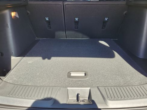 New 2026 Chevrolet Trax RS w/ Sunroof Package image 9