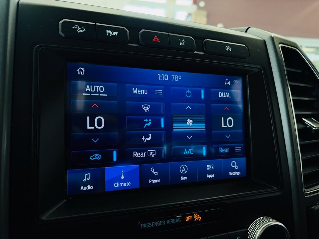Used 2020 Ford Expedition XLT w/ Equipment Group 202A AWD/4WD image 64