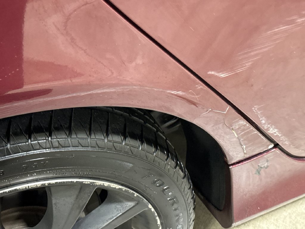 Used 2015 Chrysler 200 S FWD image 27