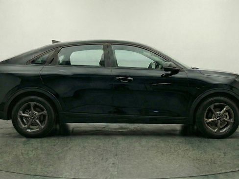 Used 2025 Kia K4 LXS image 11