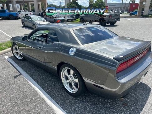 Used 2009 Dodge Challenger R/T RWD image 7