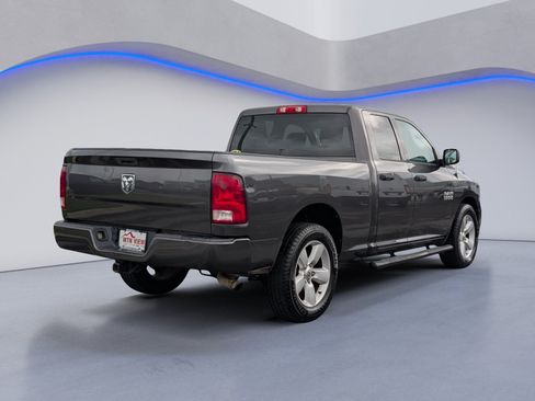 Used 2016 RAM 1500 Express RWD image 9