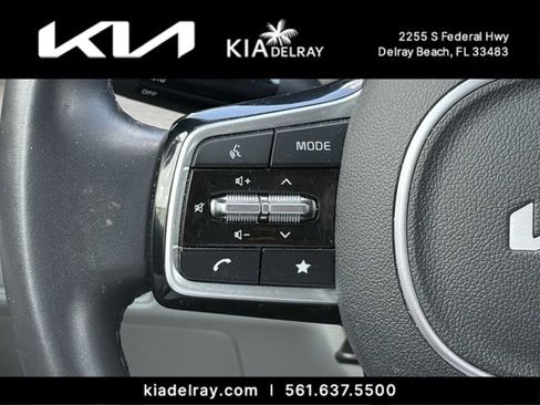 Certified 2024 Kia Carnival EX FWD image 28