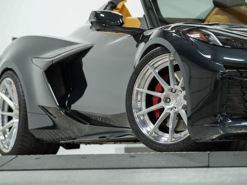 Used 2024 Chevrolet Corvette Z06 RWD image 96