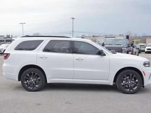 Used 2023 Dodge Durango GT image 7