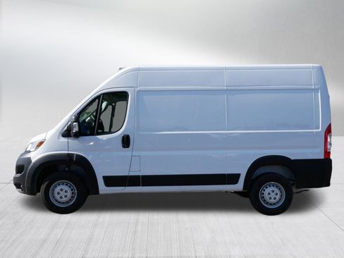 New 2026 RAM ProMaster 2500 w/ Convenience Group image 4