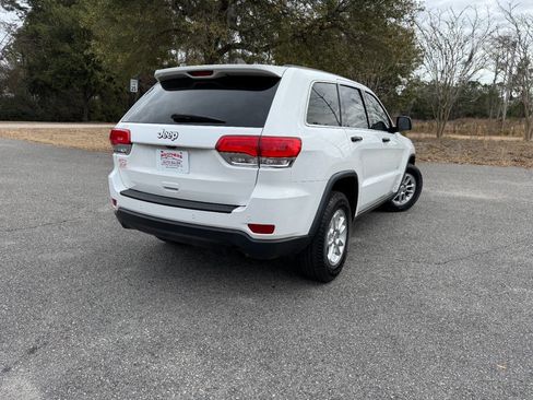 Used 2019 Jeep Grand Cherokee Laredo image 35