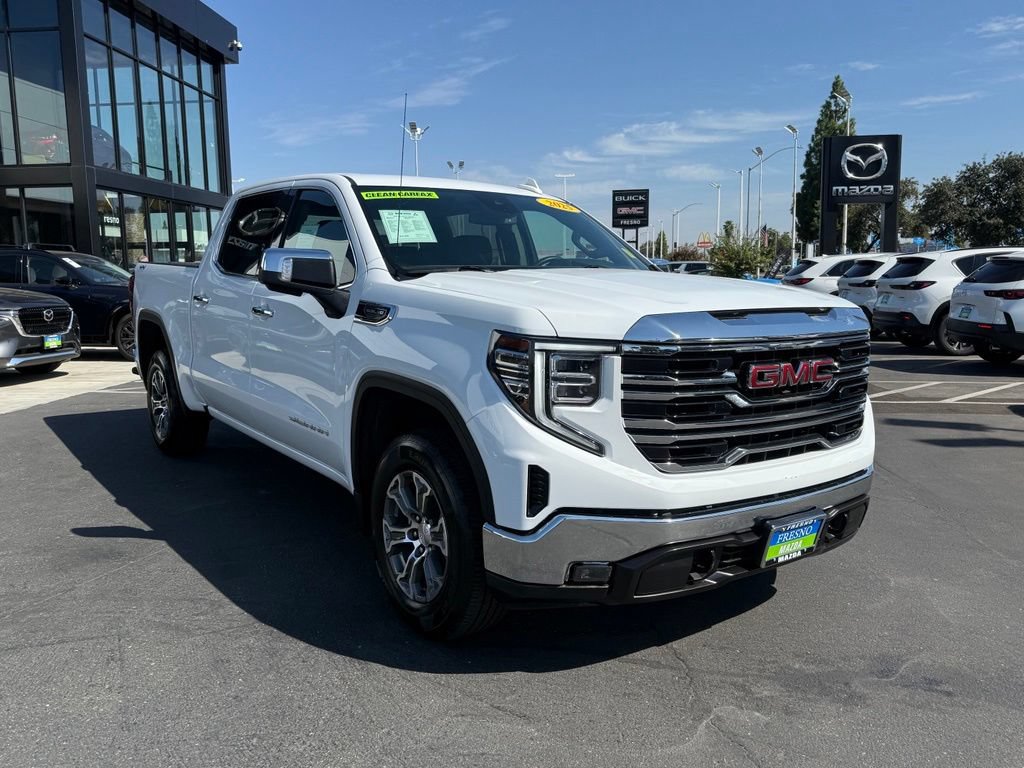 Used 2025 GMC Sierra 1500 SLT AWD/4WD image 2
