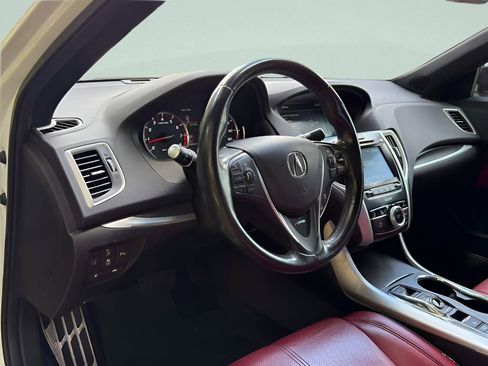 Used 2018 Acura TLX V6 w/ Technology & A-SPEC Pkg FWD image 9