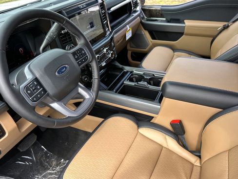New 2026 Ford F250 Lariat w/ Lariat Ultimate Package image 9