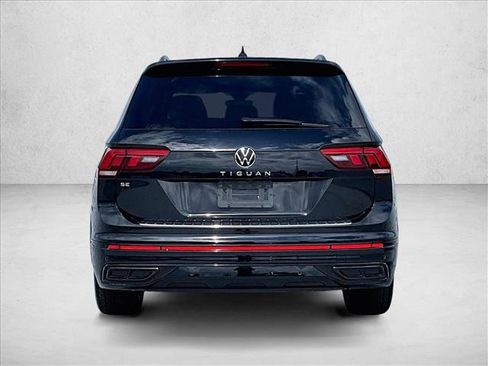 Used 2024 Volkswagen Tiguan SE R-Line FWD image 4