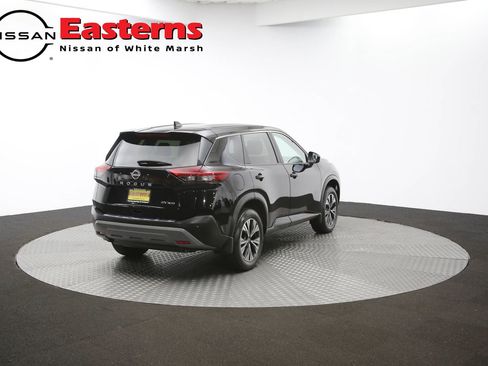Used 2023 Nissan Rogue SV image 49