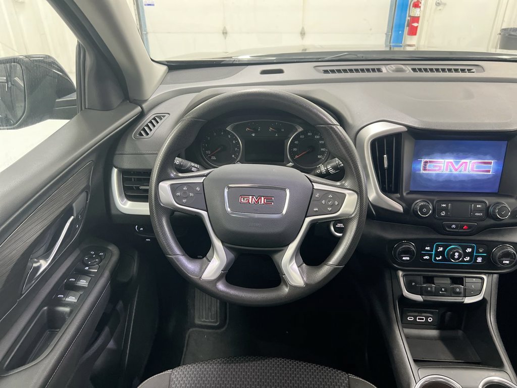 Used 2022 GMC Terrain SLE w/ Driver Convenience Package AWD/4WD image 11