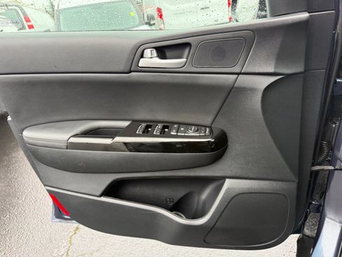 Used 2020 Kia Sportage EX image 30