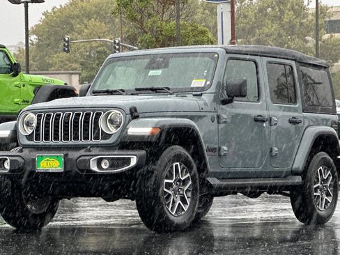 New 2026 Jeep Wrangler Sahara image 9