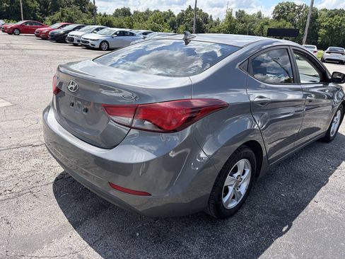 Used 2014 Hyundai Elantra SE FWD image 5
