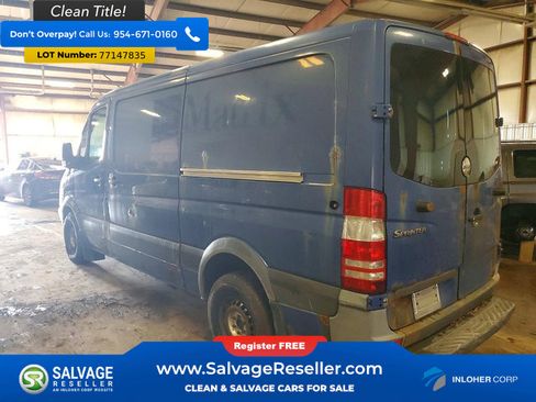 Used 2010 Freightliner Sprinter 2500 image 3