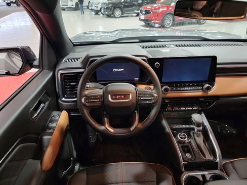 Certified 2024 GMC Canyon AT4 w/ Technology Package image 13