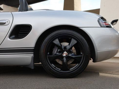 Used 2002 Porsche Boxster RWD image 41