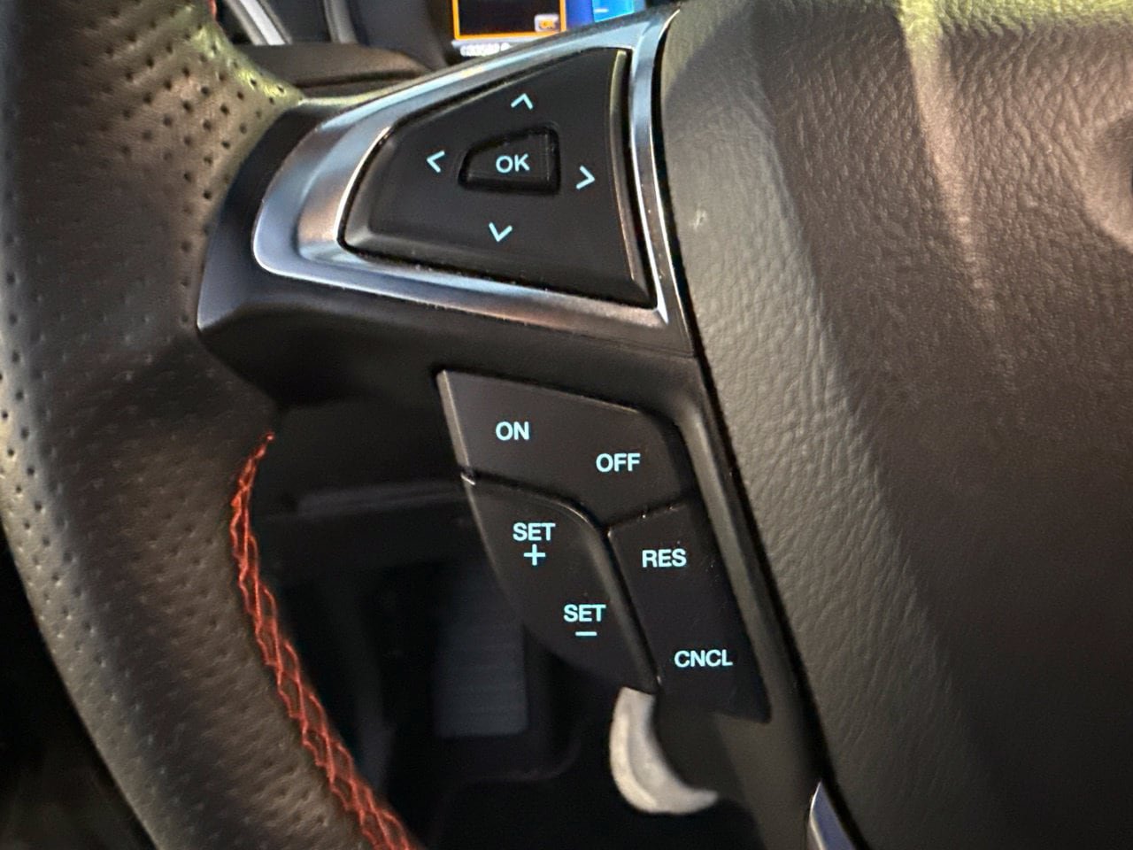 Used 2024 Ford Edge ST-Line AWD/4WD image 27