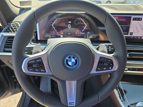 New 2026 BMW X5 xDrive50e w/ M Sport Package AWD/4WD image 13
