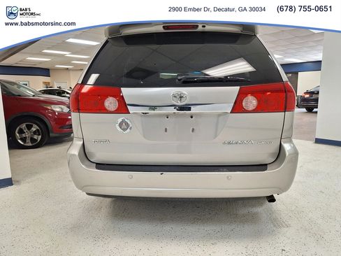 Used 2007 Toyota Sienna FWD image 7