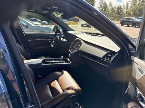 Used 2018 Volvo XC90 T8 Inscription AWD/4WD image 9