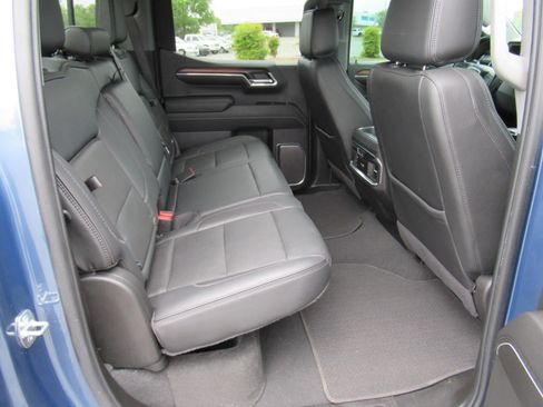 Used 2024 GMC Sierra 1500 Denali AWD/4WD image 30