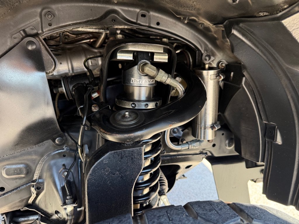 Used 2017 Toyota 4Runner SR5 AWD/4WD image 13