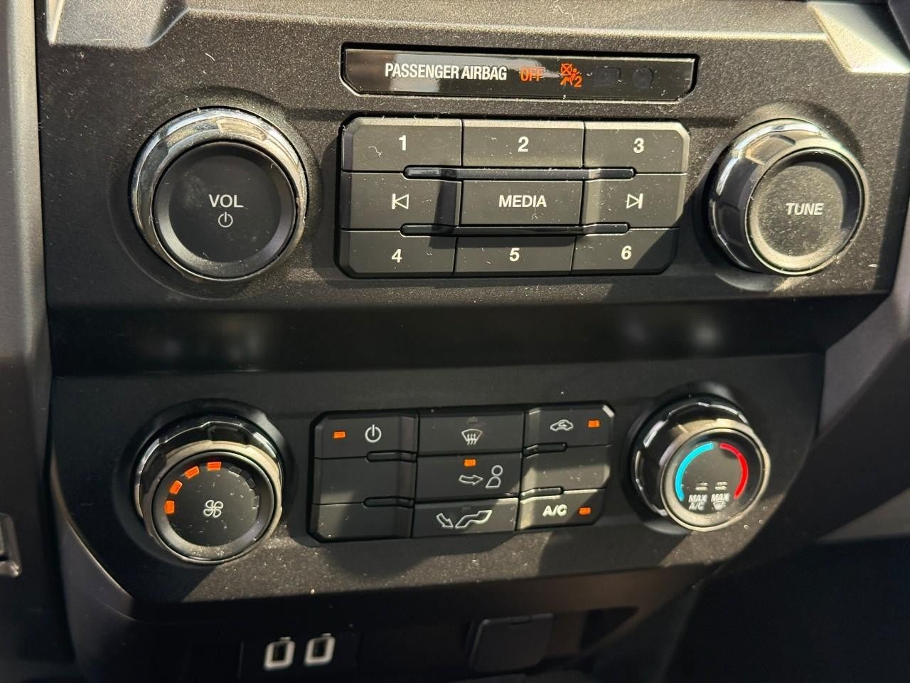 Used 2020 Ford F150 XLT RWD image 19