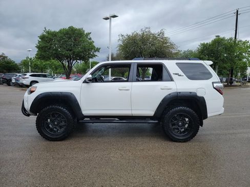 Used 2019 Toyota 4Runner TRD Off-Road Premium image 8