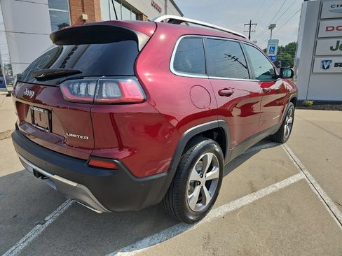 Used 2021 Jeep Cherokee Limited w/ Elite Package AWD/4WD image 16