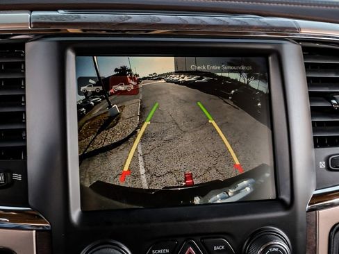 Used 2017 RAM 3500 Laramie Longhorn image 19