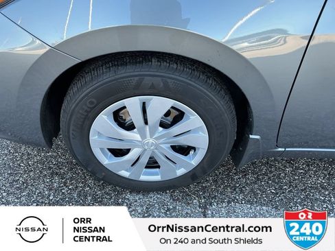Used 2025 Nissan Versa S w/ Trunk Package FWD image 9