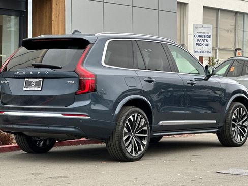 New 2026 Volvo XC90 T8 Ultra w/ Protection Package Premier AWD/4WD image 2