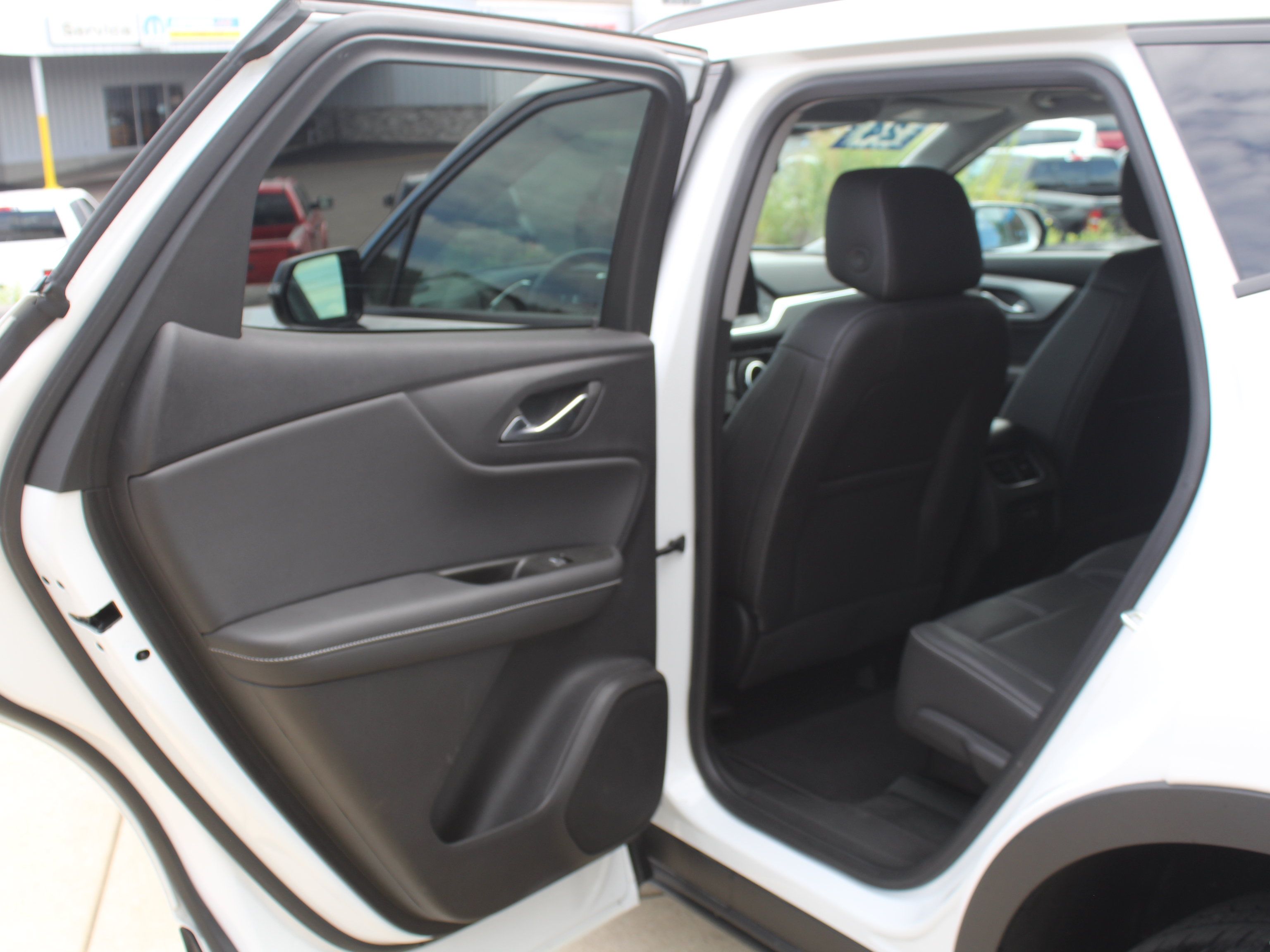 Certified 2024 Chevrolet Blazer LT w/ Midnight/Sport Edition AWD/4WD image 22