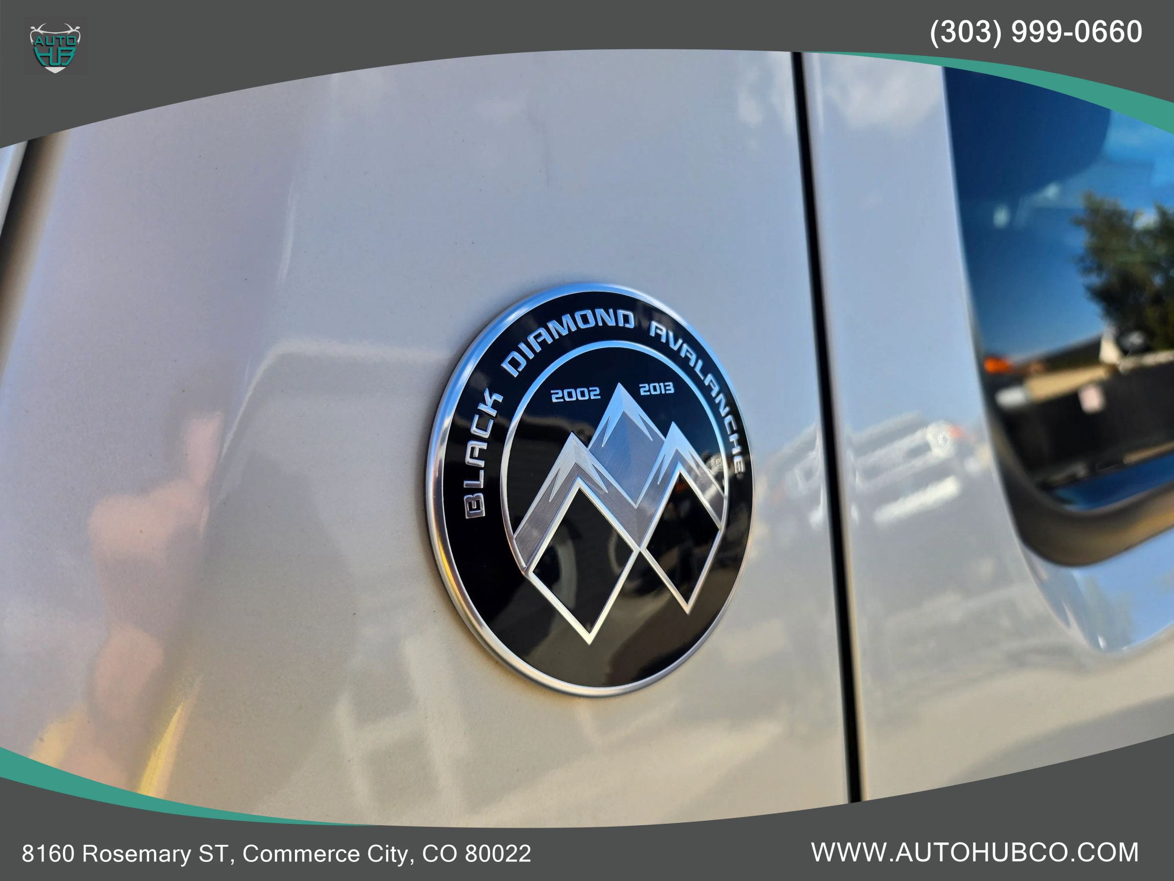 Used 2013 Chevrolet Avalanche LTZ AWD/4WD image 28